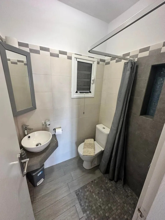 Elenis Studios&Apartments