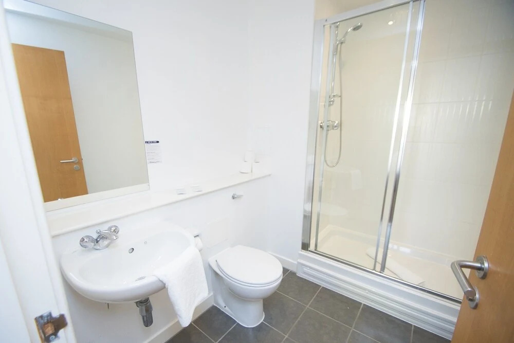 2 Bedroom Apartment 4 Persons With Free Parking