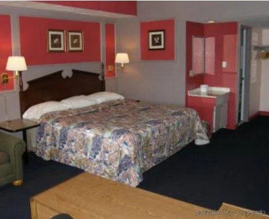Manor Motel