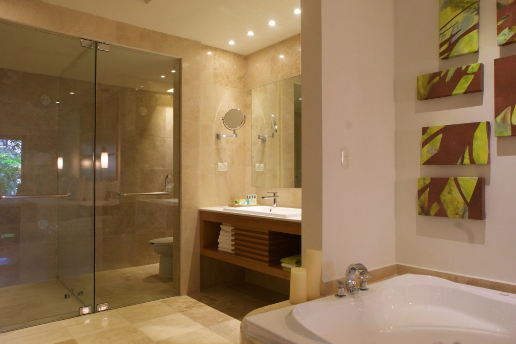 The Reef 28 Hotel & Spa