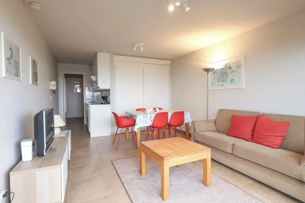 Apartment in Koksijde Near Sandy Beaches