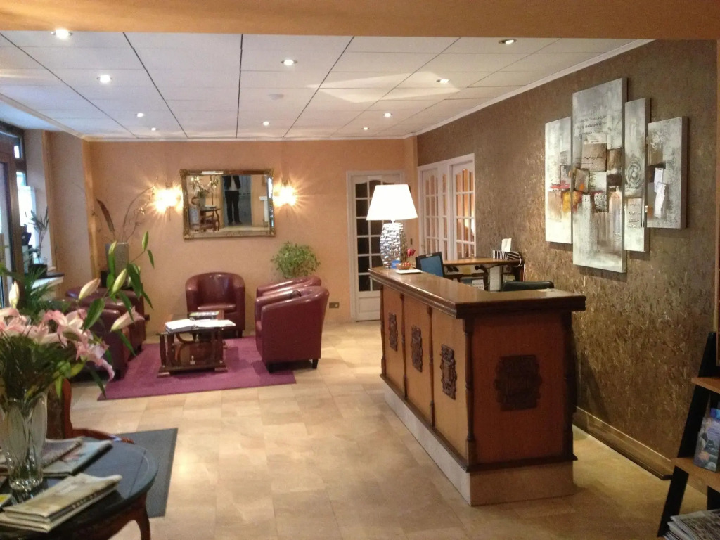Crystal Hotel