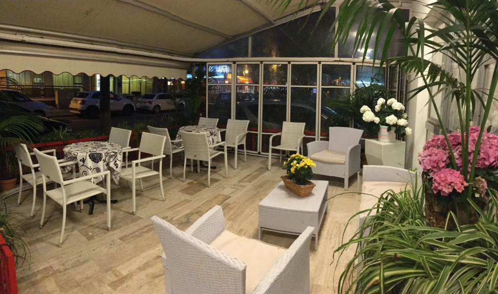 NOIDUE Hotel