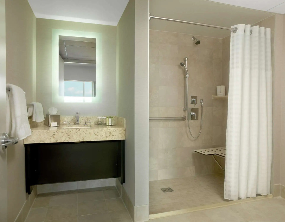 DoubleTree by Hilton Hotel Cedar Rapids Convention Complex