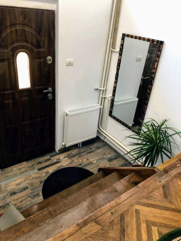 Unique Old Town Home 2min to Beach & Harbour