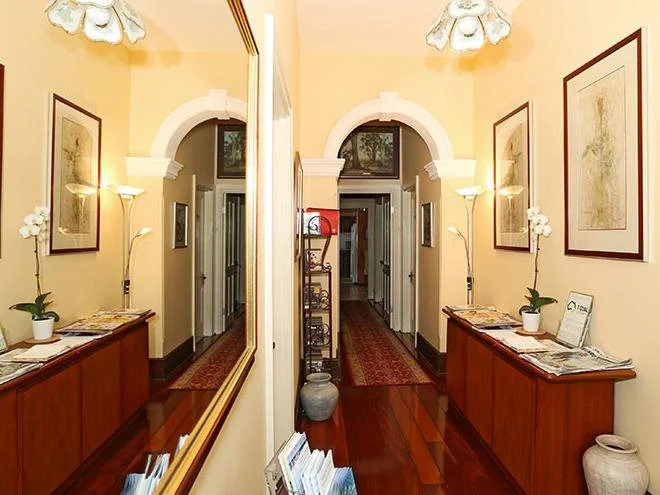 Sojourn On Gale Bed & Breakfast