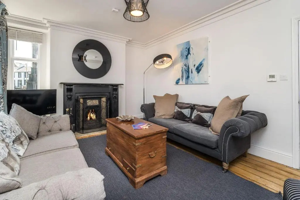 3 The Townhouse