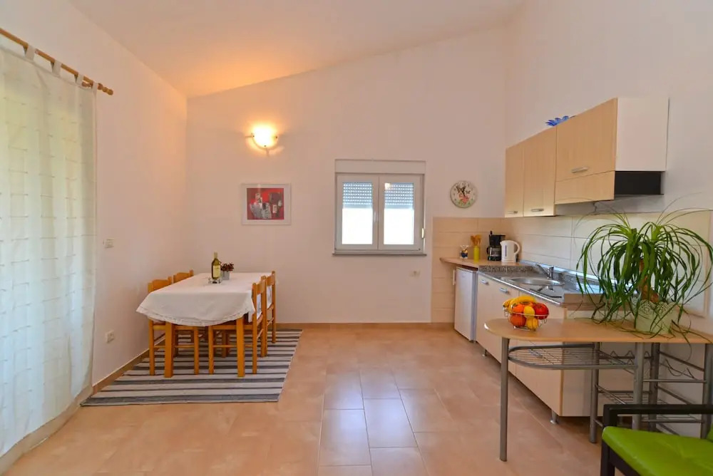 Apartment 1773