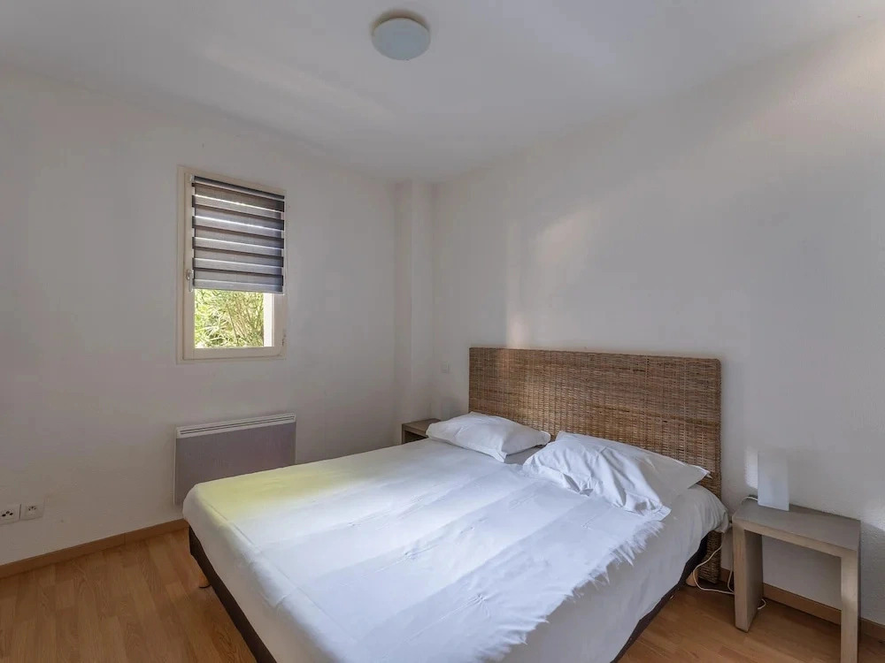 Lacanau Stay, 100m to Lake & Pool