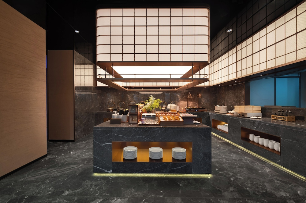 h Crystal Hotel  Xi'an West 2nd  Branch