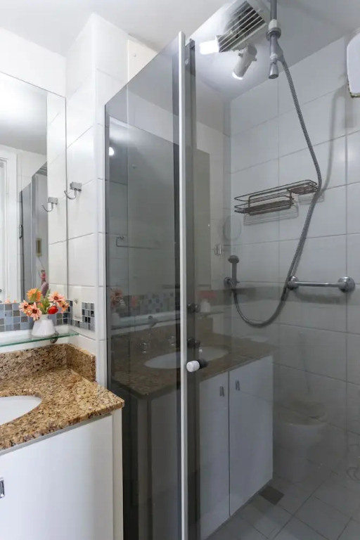 Close to the Olympic Park Well Located Sa1005