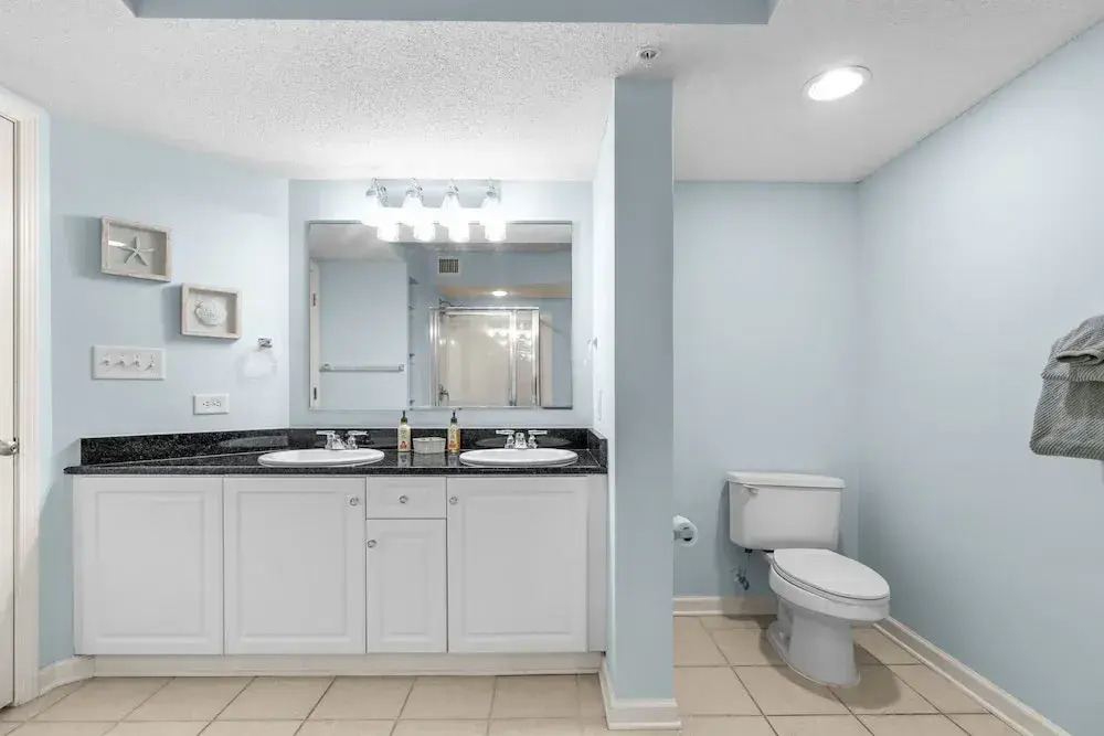 Yacht Club Villas #3-504 4 Bedroom Condo by RedAwning