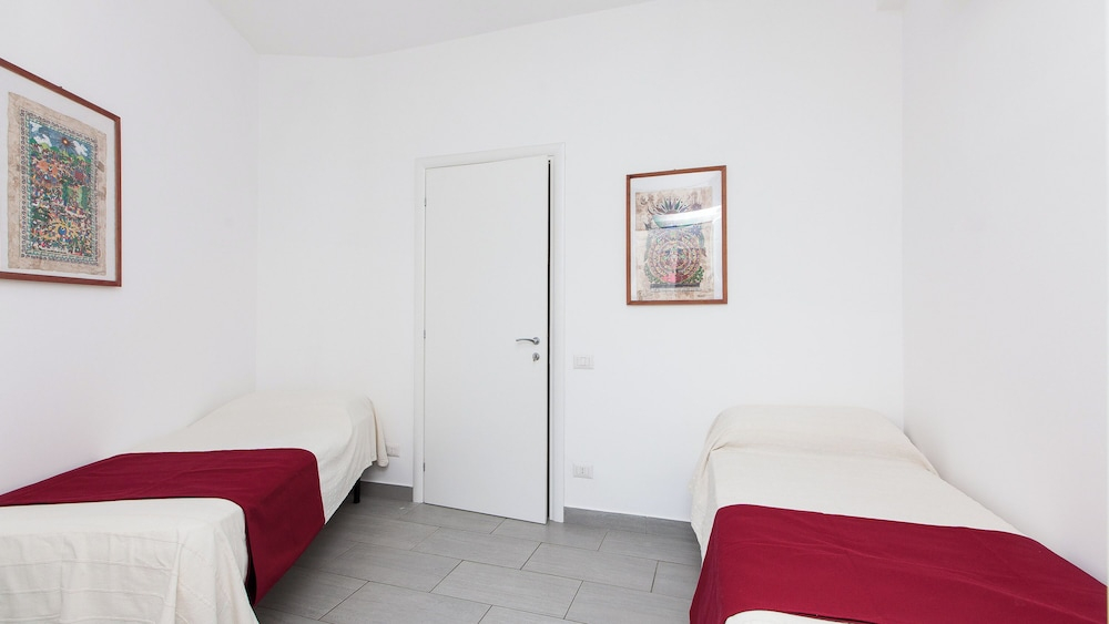 Rental in Rome Quattro Venti Terrace Apartment