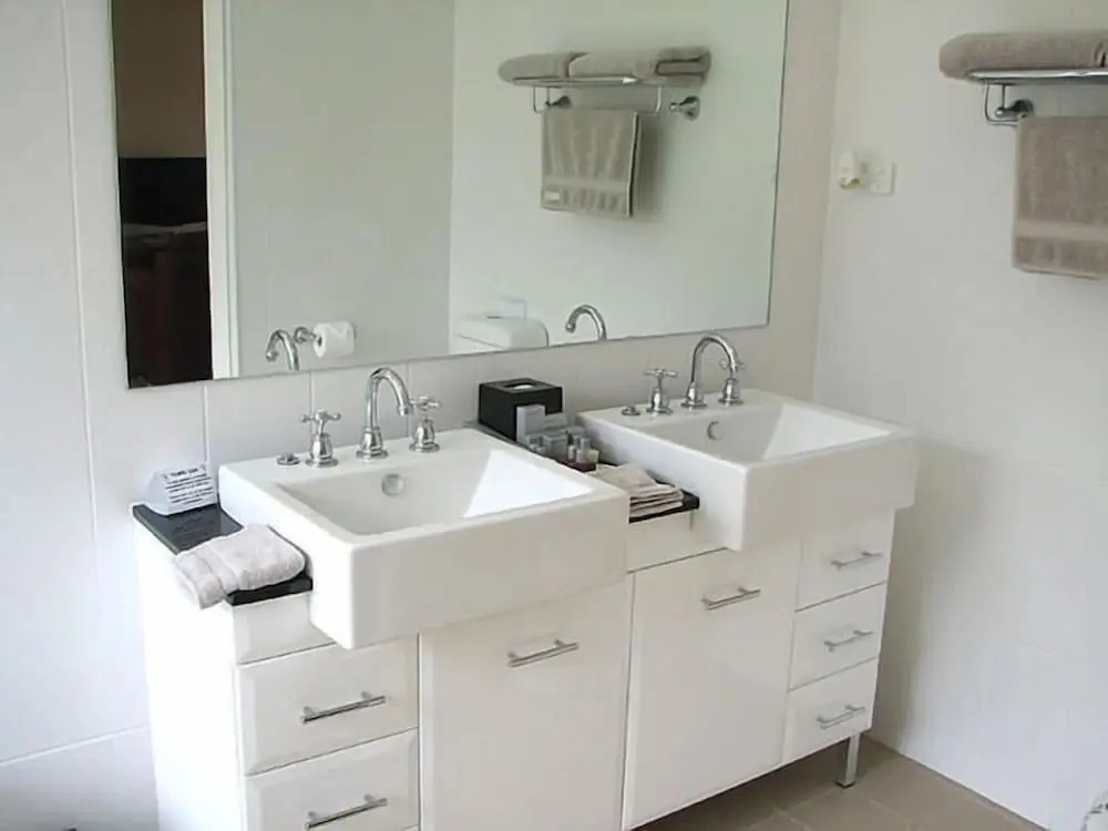 Nightingale Villas