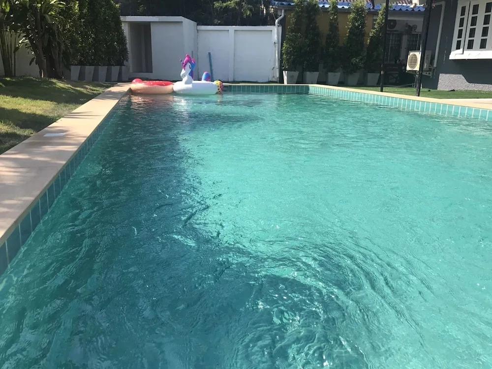 Pattaya Thai Earawan Pool Villas
