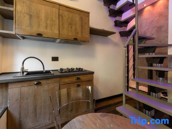 Loft 42 by Mmega