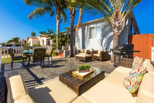 #844 - Sunny Delight I Two-Bedroom Holiday Home