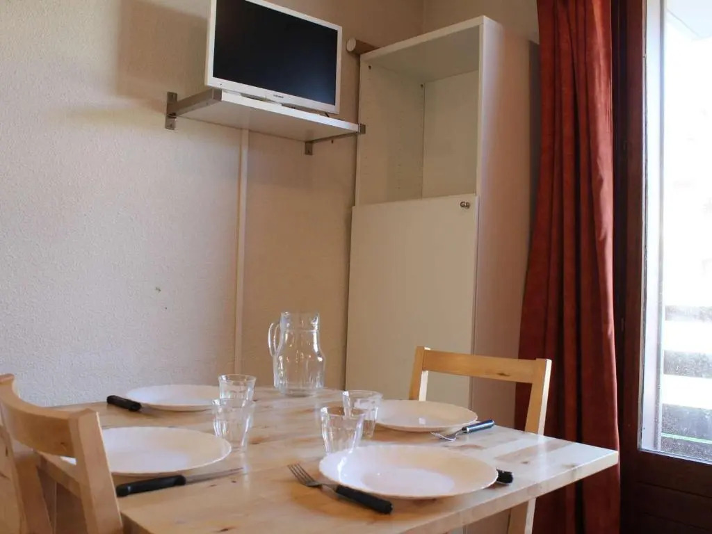Appartement Risoul, 2 pièces, 4 personnes - FR-1-330-525