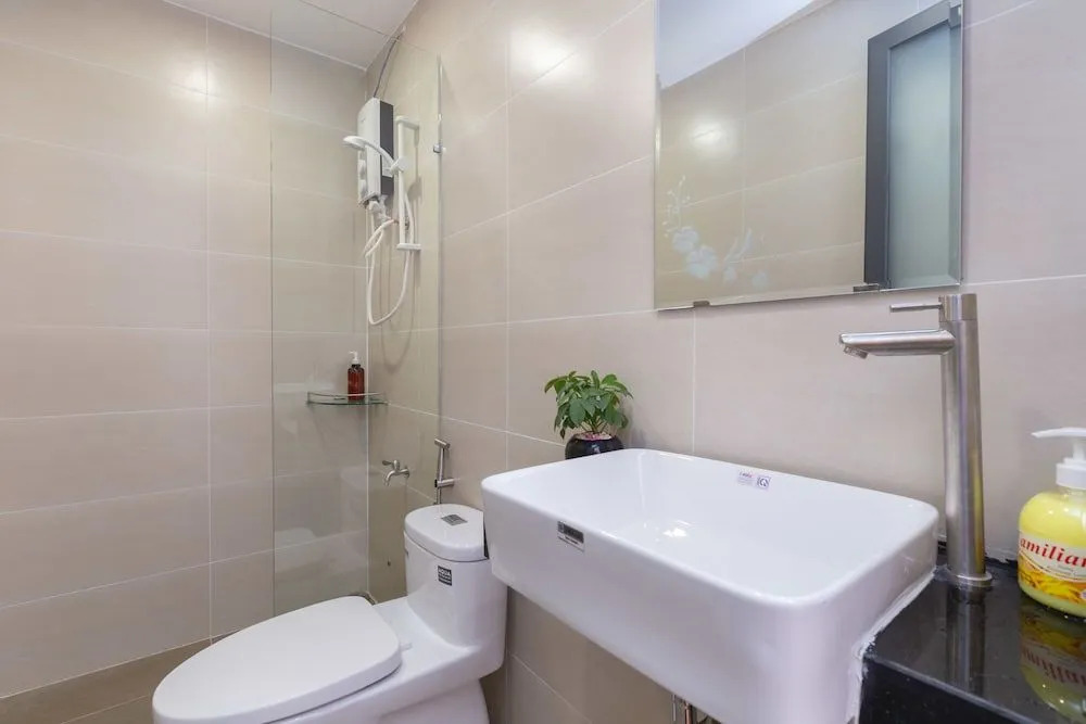 Cozrum Homes Lý Chính Thắng