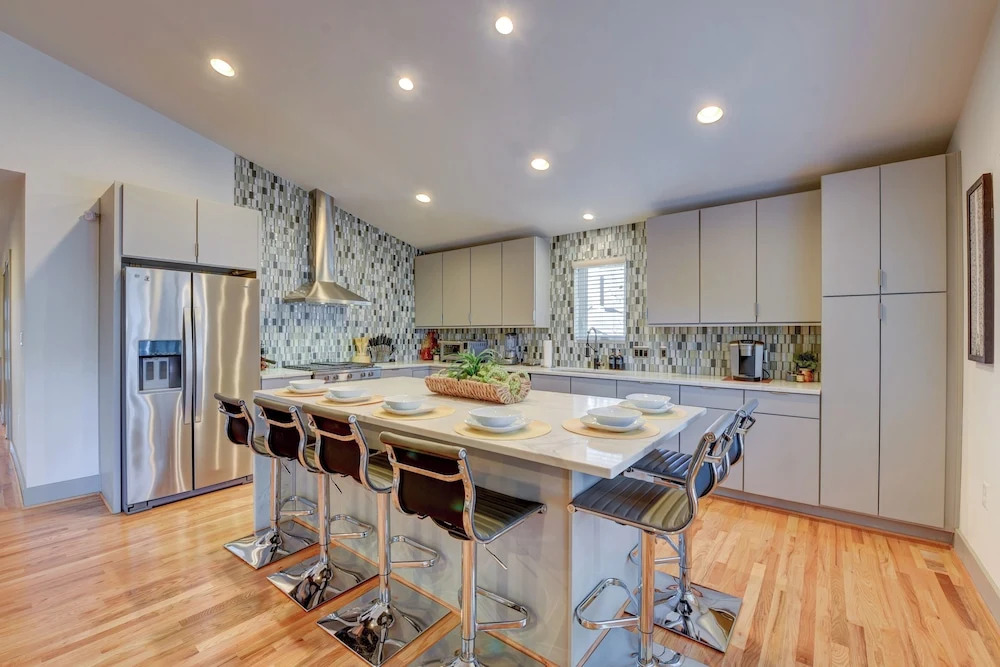 Modern Home with Yard 3 Mi to Uptown Charlotte