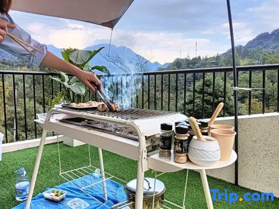 Jingshan Zhidu Forest Hot Spring B&B (Qingcheng Back Mountain Scenic Area Branch)