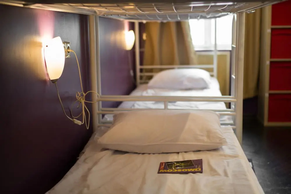 Red Hostel - Adults Only
