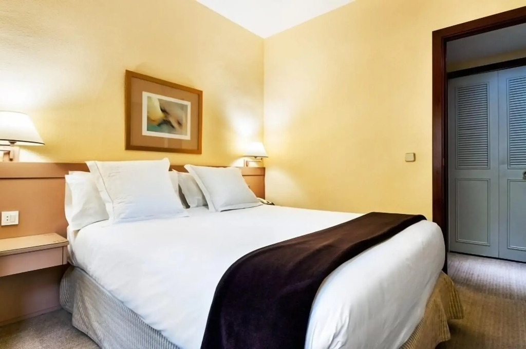 Отель Espahotel Plaza Basílica