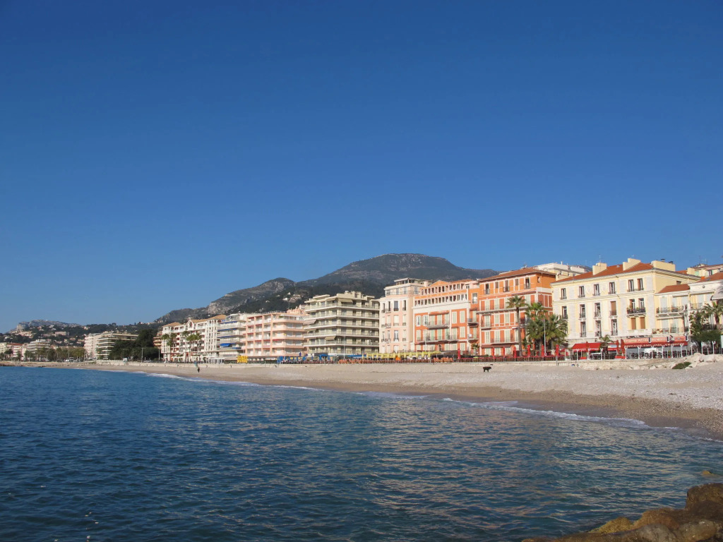 Apartment Les Miradors by Interhome