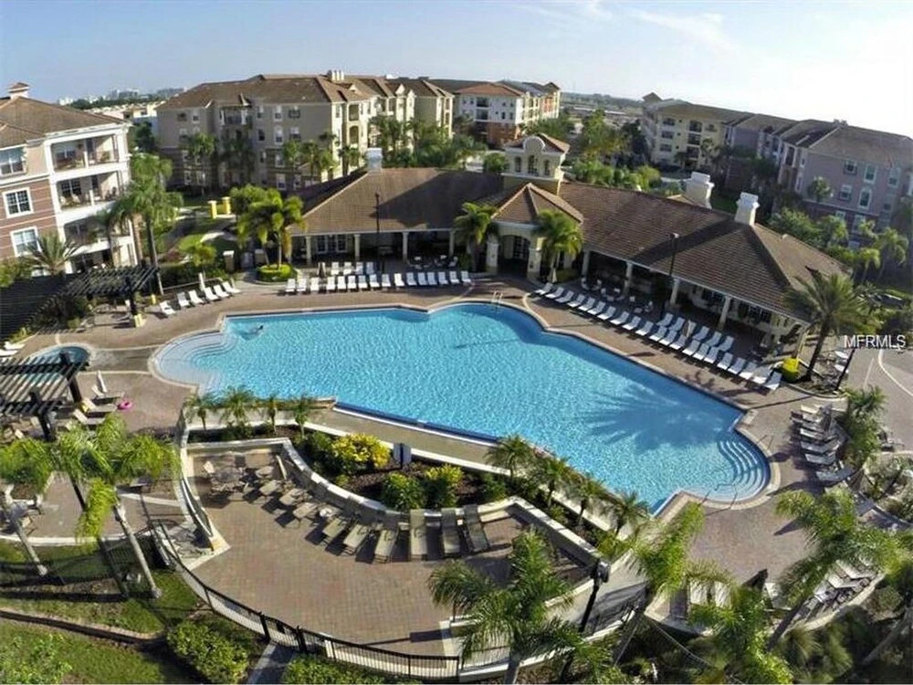 Vista Cay Resort by Millenium at Universal Blvd