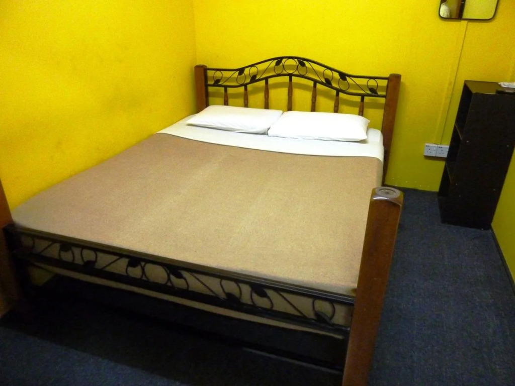 STAY WITH DAy CAUCON