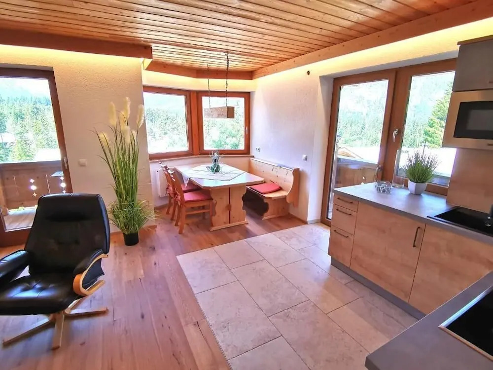 Schickster Sky Lodge und Chalet Rossi