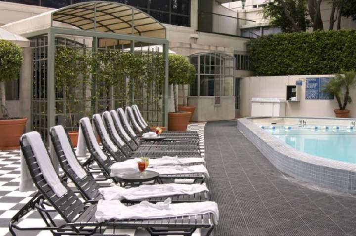 Wilshire Grand Hotel