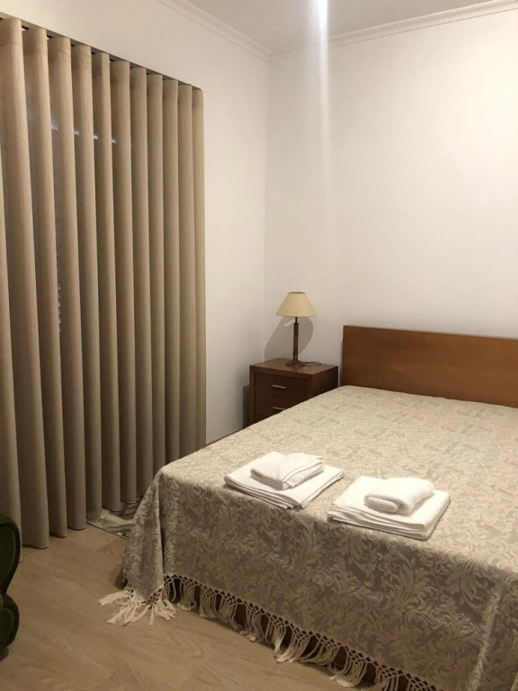 3 Bed House - Sleeps 6 - Parking - Wifi