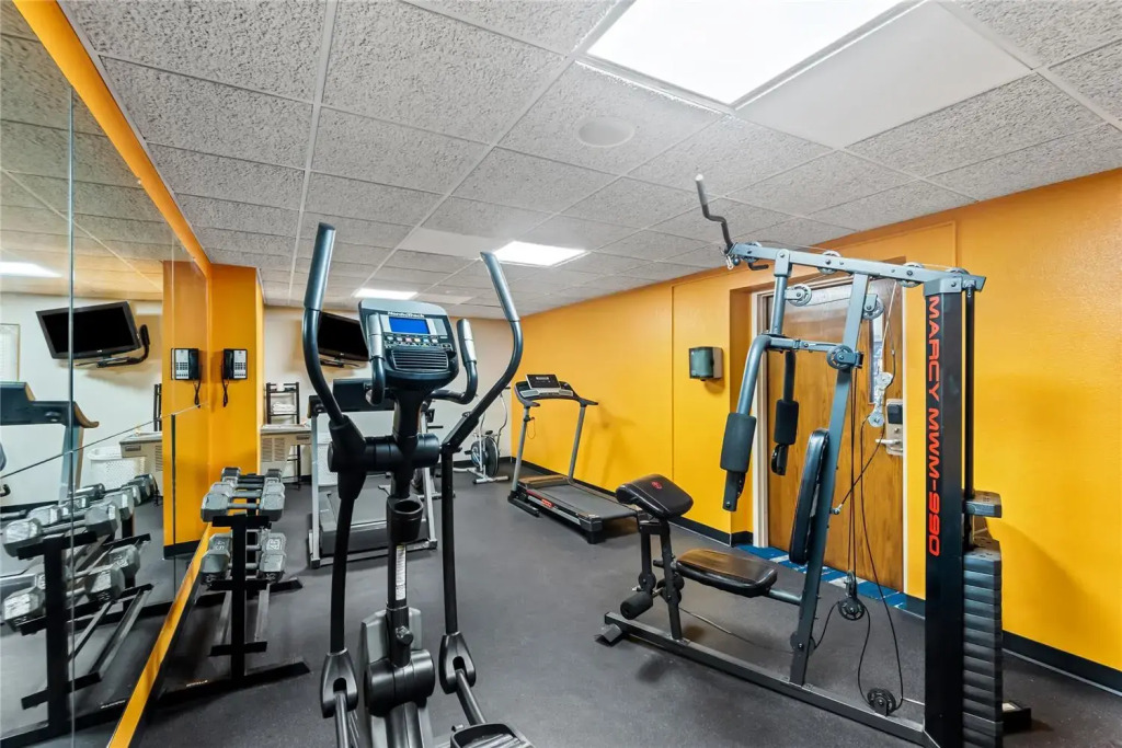 Suburban Studios Fort Dodge