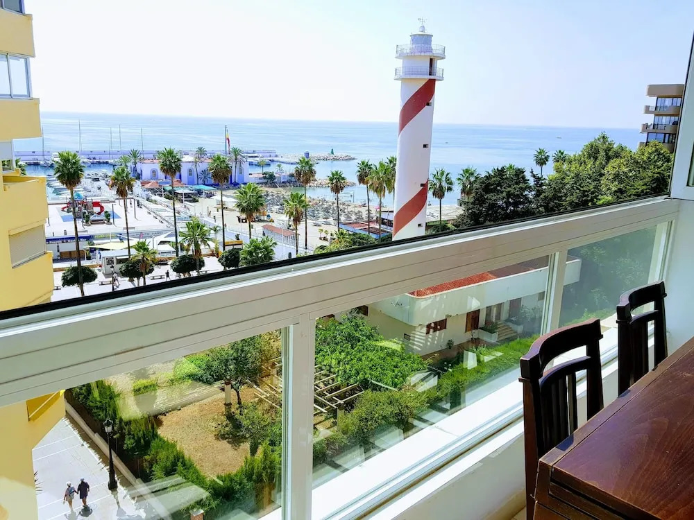 Marbella Beach Centre 1 Bedroom Farola