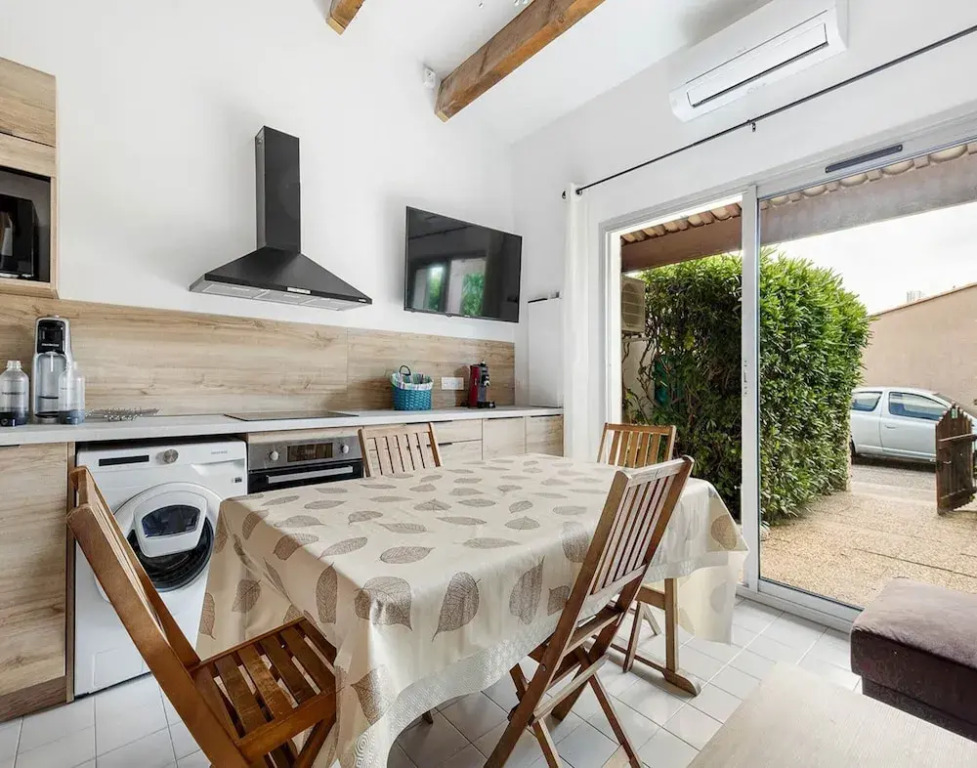 Sunny Escape, Languedoc-roussillon