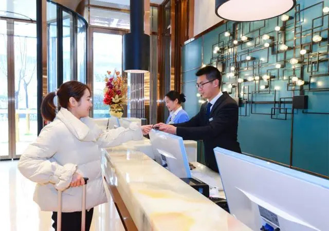 Echarm Hotel Wuhan Huangpu Erqi Xiaolu Metro Station