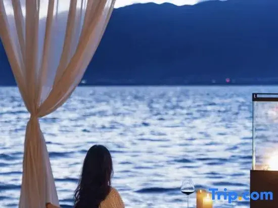 Mu Lan · 180 ° Full Sea View Suite Vacation Stay