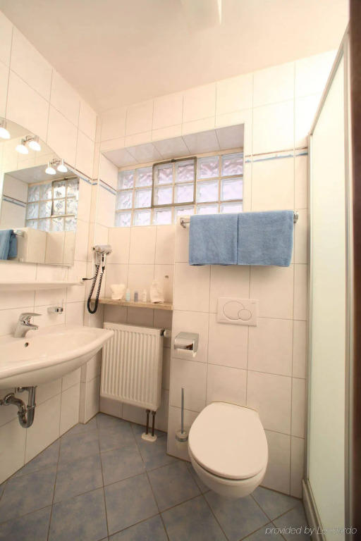 Hotel-Landgasthof Schuster