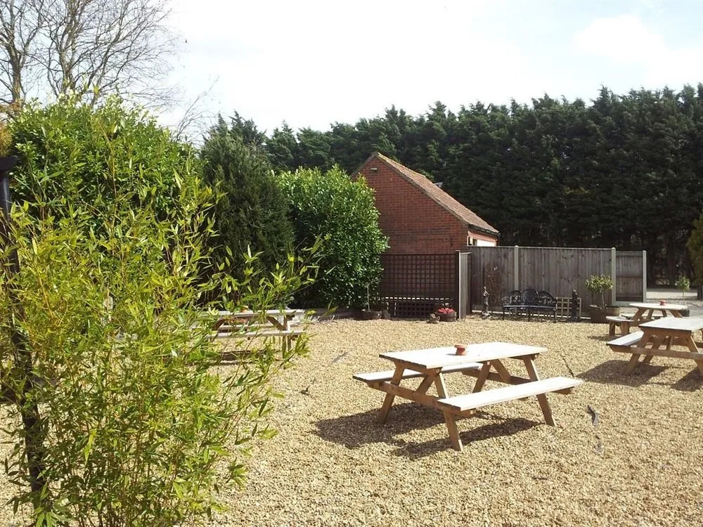 The Three Horseshoes