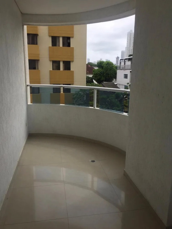 Modern 3 Bedroom Apartment With Sea-beach View