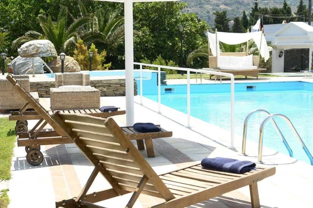 Paradise Art Hotel by Mr and Mrs White
