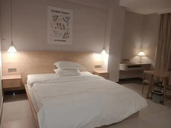Yufeng Hotel