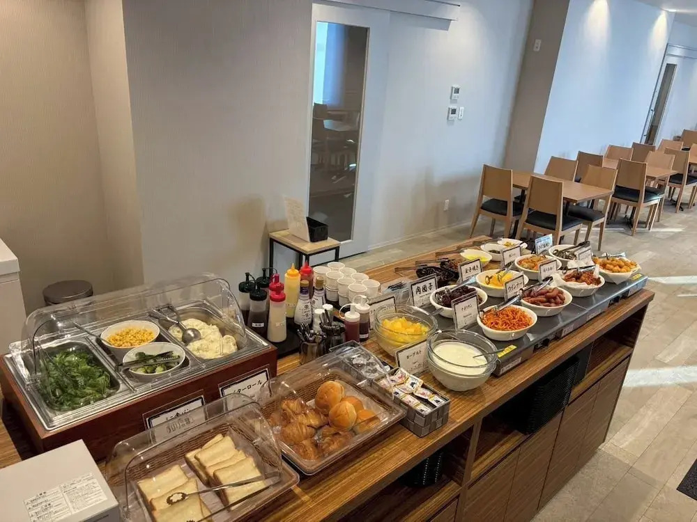 Hotel Crown Hills Goi