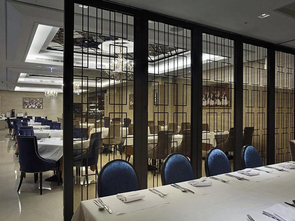 Grand City Hotel