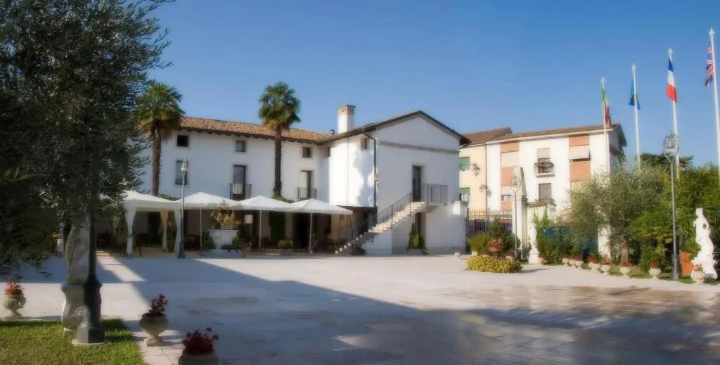 Hotel In Sylvis