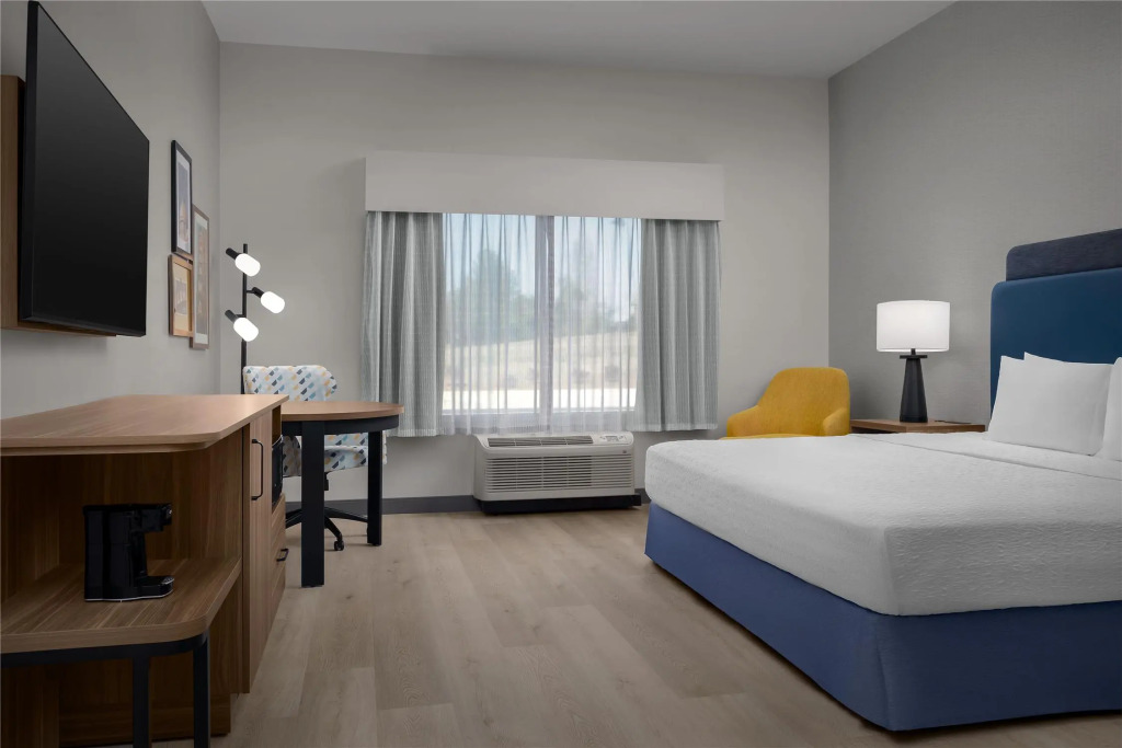 Hampton Inn By Hilton Clanton