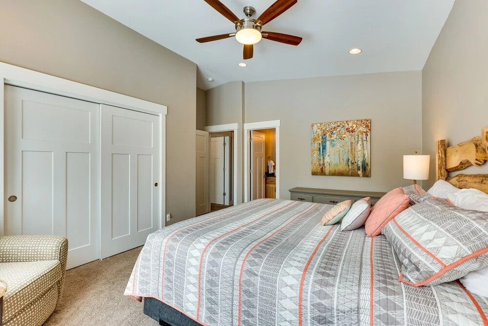 Convenient Fraser Townhome w/ Hot Tub, Near Hikes!