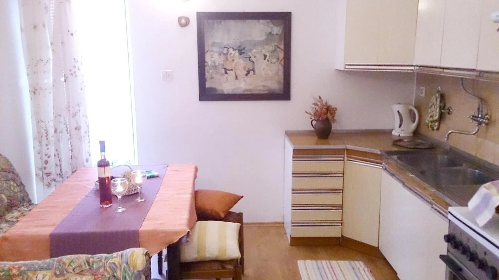 Apartment Put Artica - 2