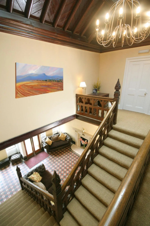 Ffarm Hall